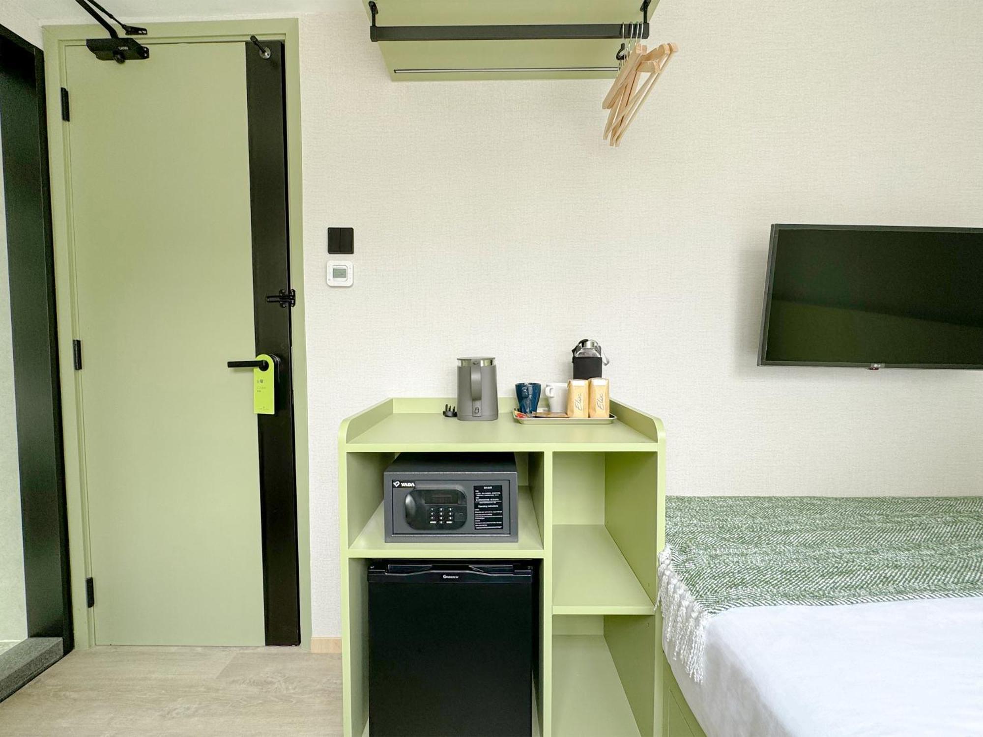 Urbanwood Hung Hom Hotel Хонконг Екстериор снимка